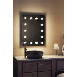 Зеркало в ванную комнату с подсветкой лампочками Грейс